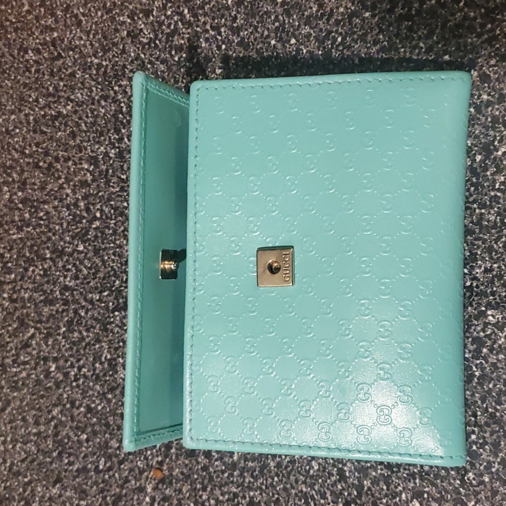 Gucci Micro Monogram Card Wallet - Picture 10 of 12
